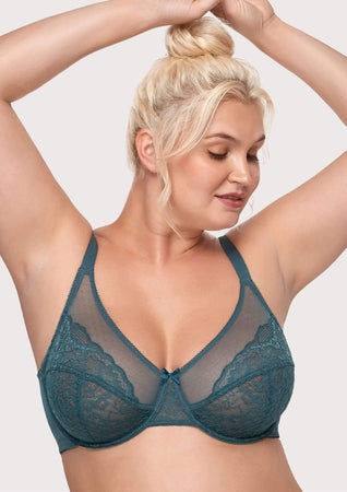 Discover blue bras to create the cleavage of your dreams online